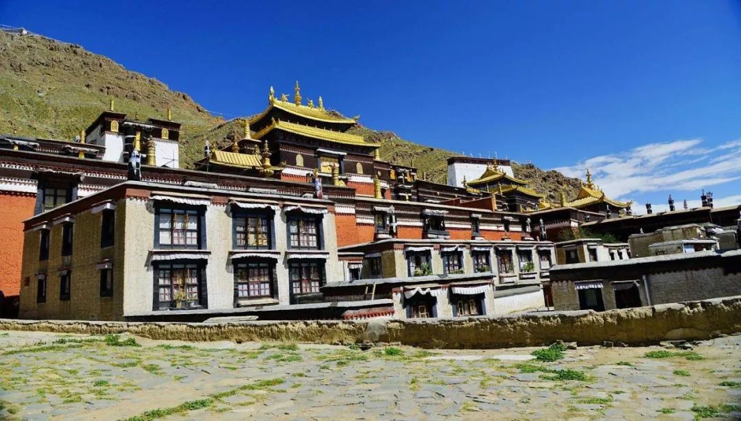成都自驾西藏旅游的路线_成都到西藏自驾旅游攻略_成都自驾西藏攻略及费用